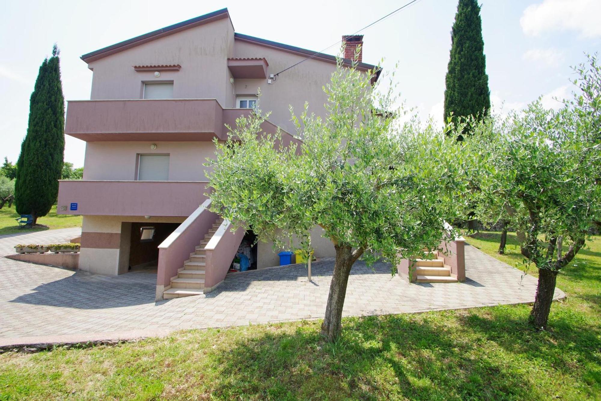Apartments Nikolina Rakalj Bagian luar foto