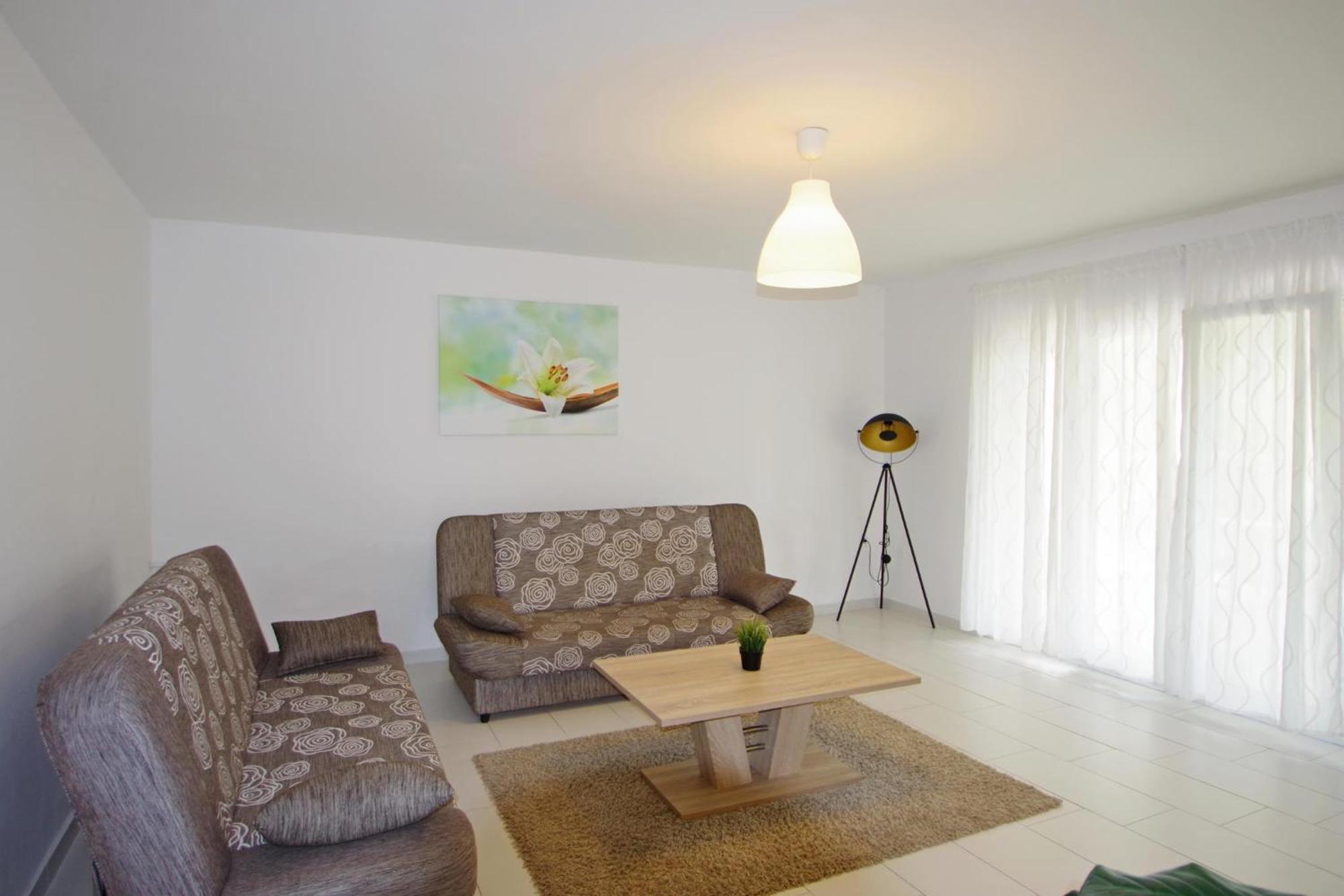 Apartments Nikolina Rakalj Bagian luar foto